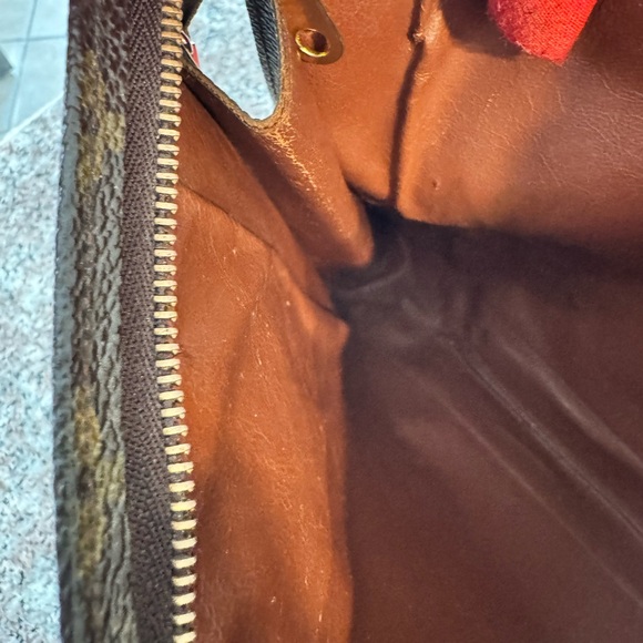 Vintage LOUIS VUITTON Monogram Pouche Toilette 26 Clutch Bag converted - Picture 5 of 14